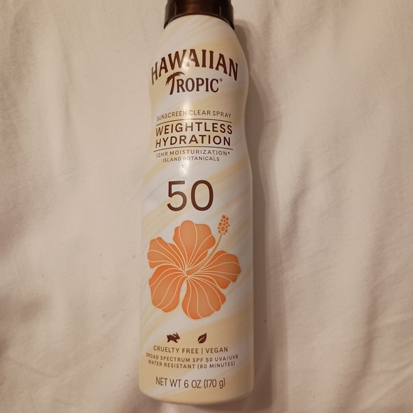 Weightless Hydration Sunscreen Spray - SPF 50, White and Orange - Picture 1 of 4